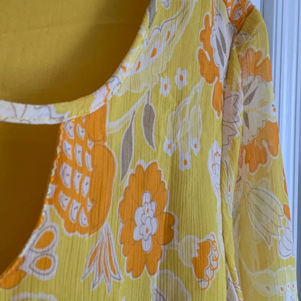 LIZ CLAIBORNE Women’s Yellow Floral Chiffon 3/4 Sleeve Blouse Shirt Size: Medium